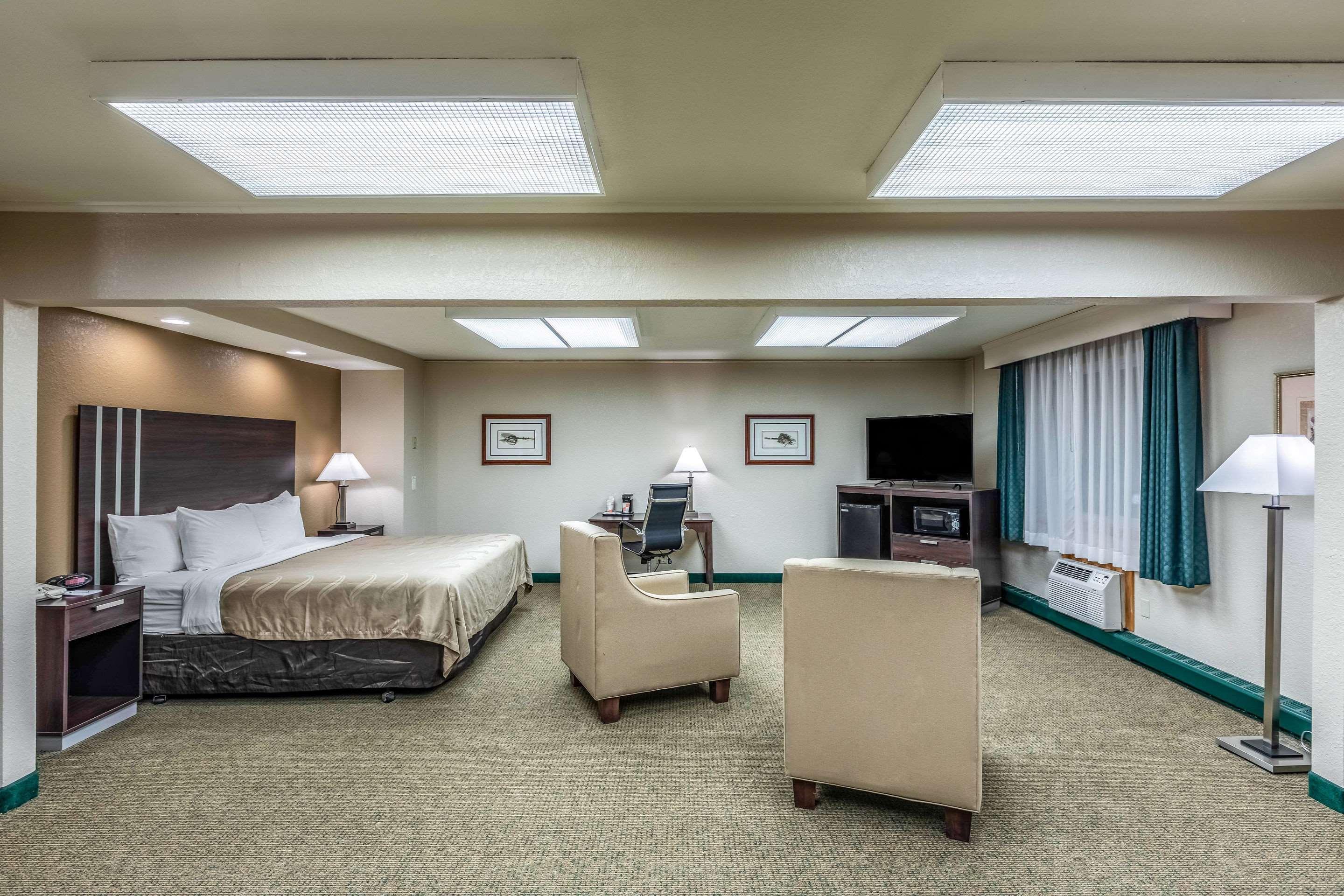Quality Inn Wausau Bagian luar foto