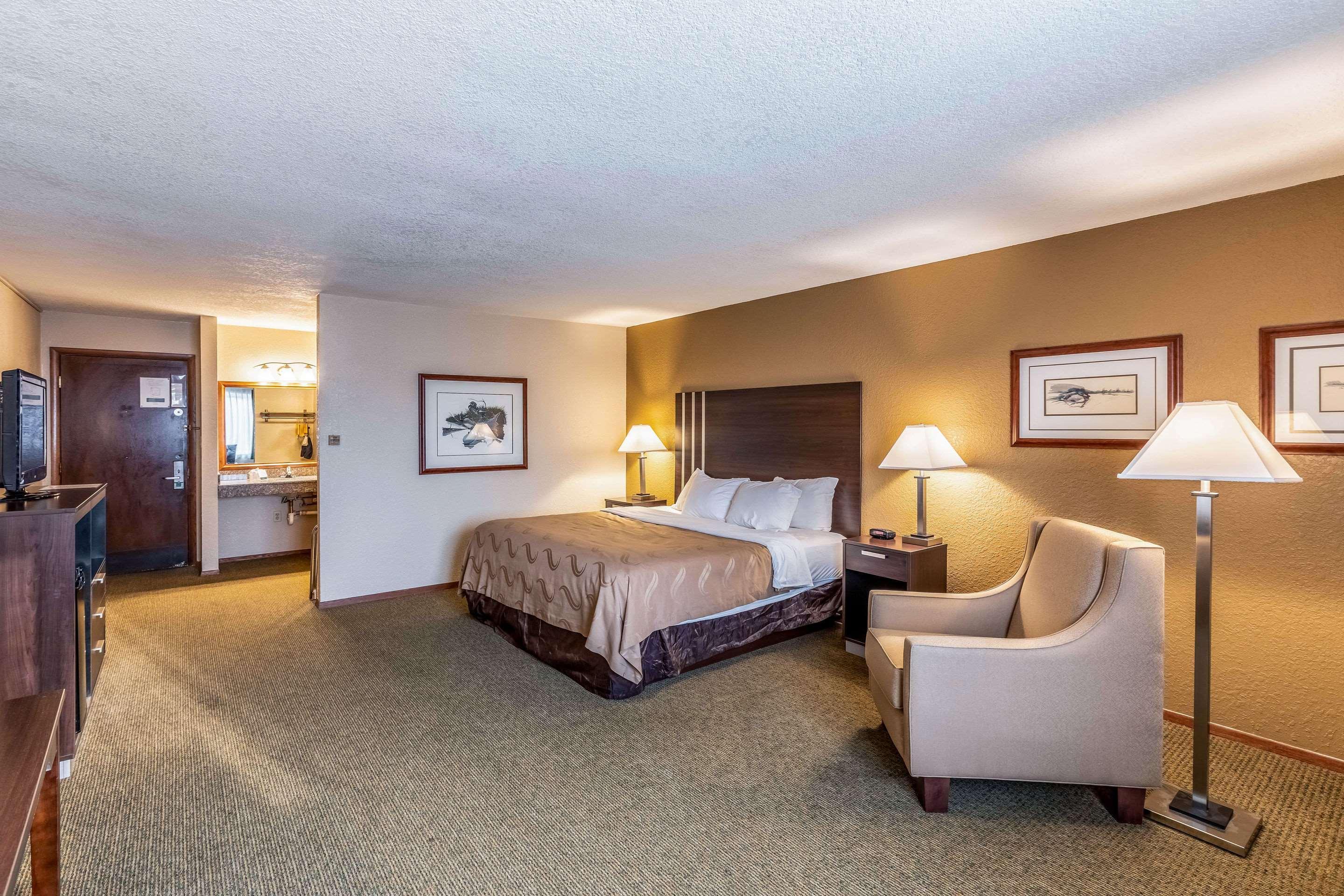 Quality Inn Wausau Bagian luar foto