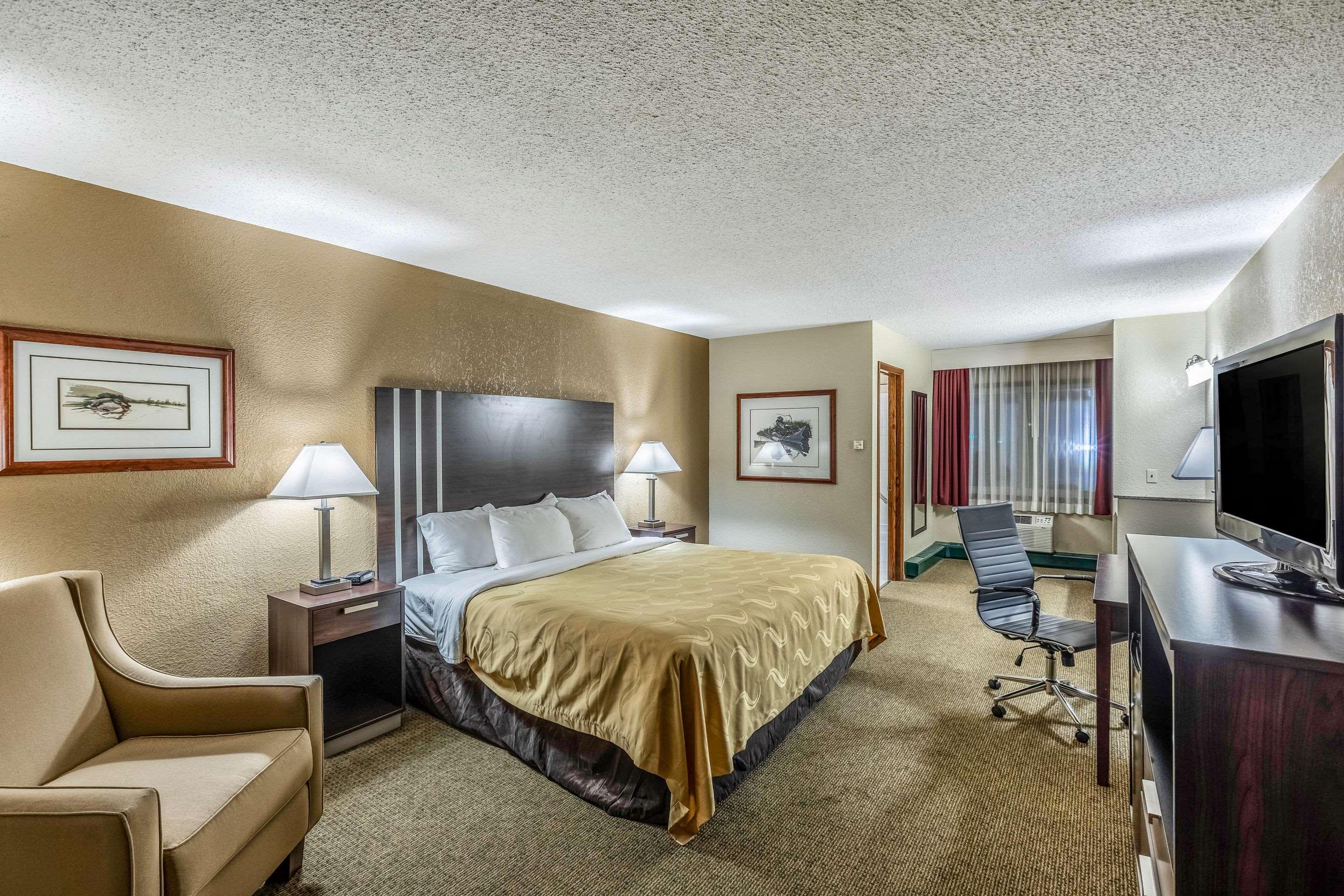 Quality Inn Wausau Bagian luar foto