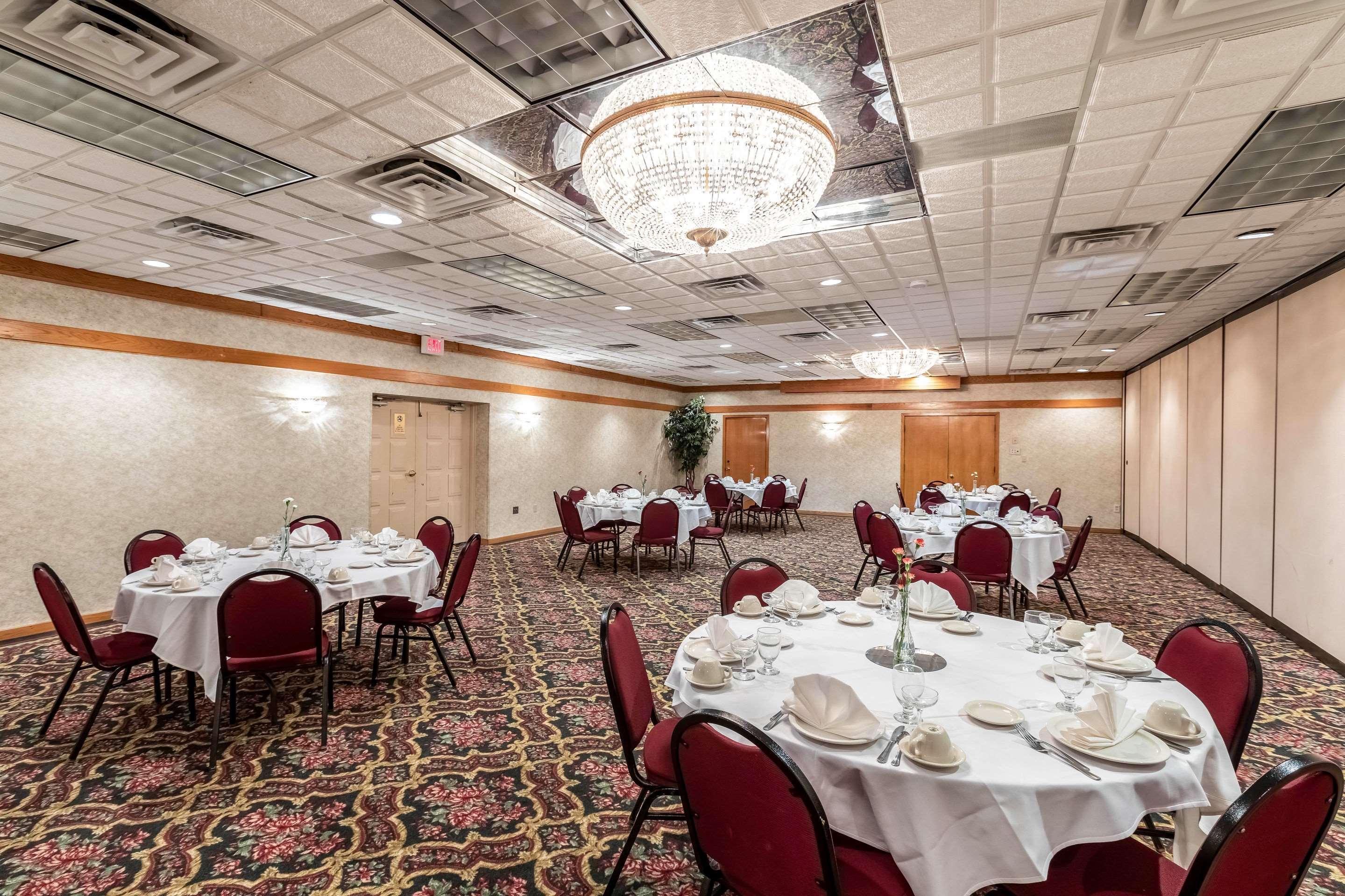 Quality Inn Wausau Bagian luar foto