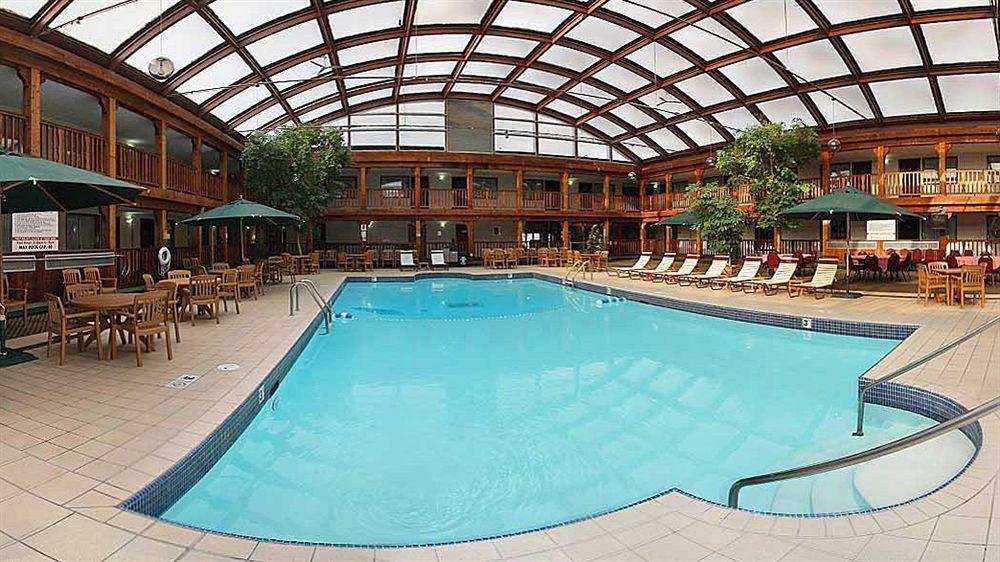 Quality Inn Wausau Bagian luar foto