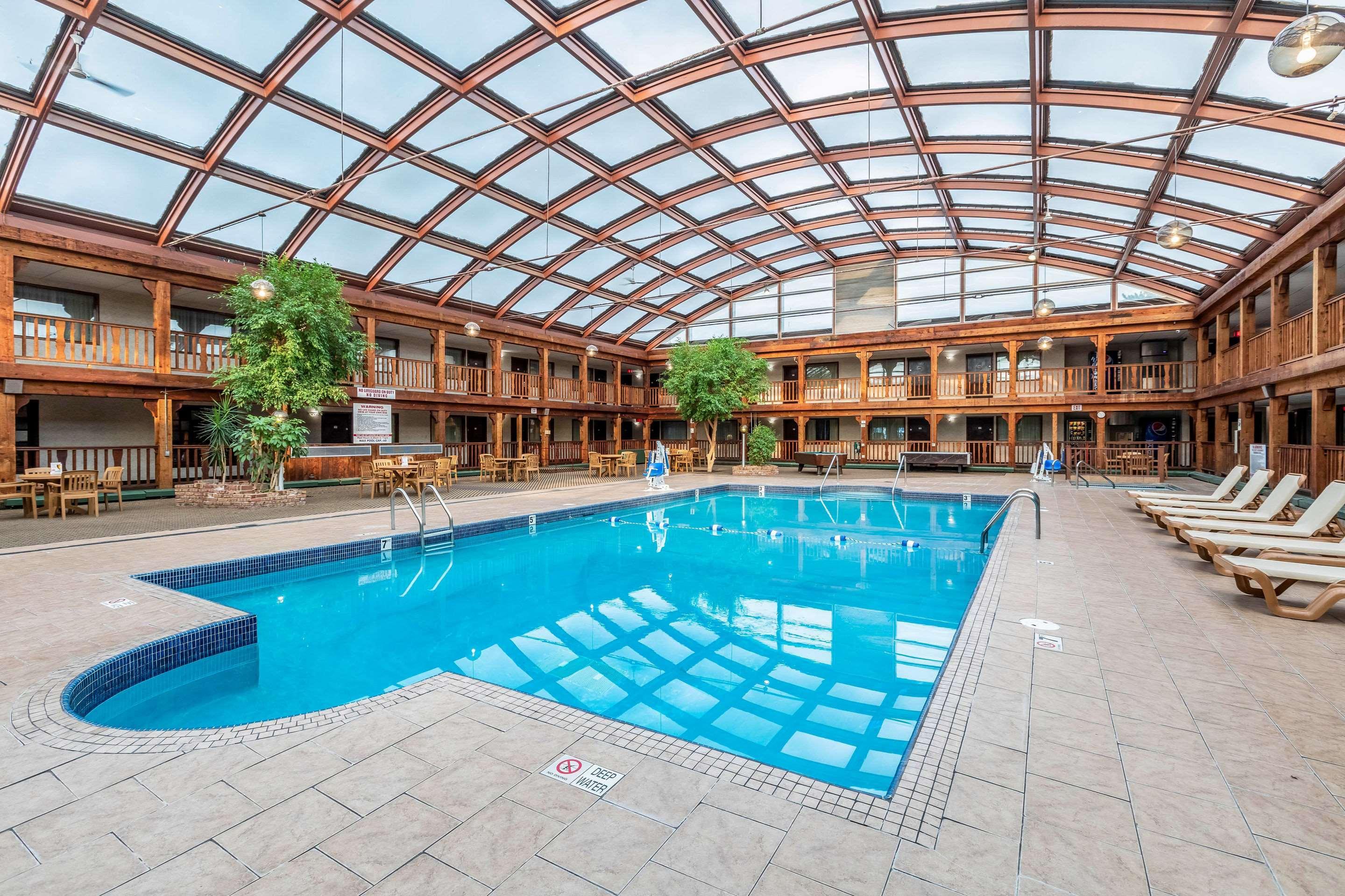 Quality Inn Wausau Bagian luar foto