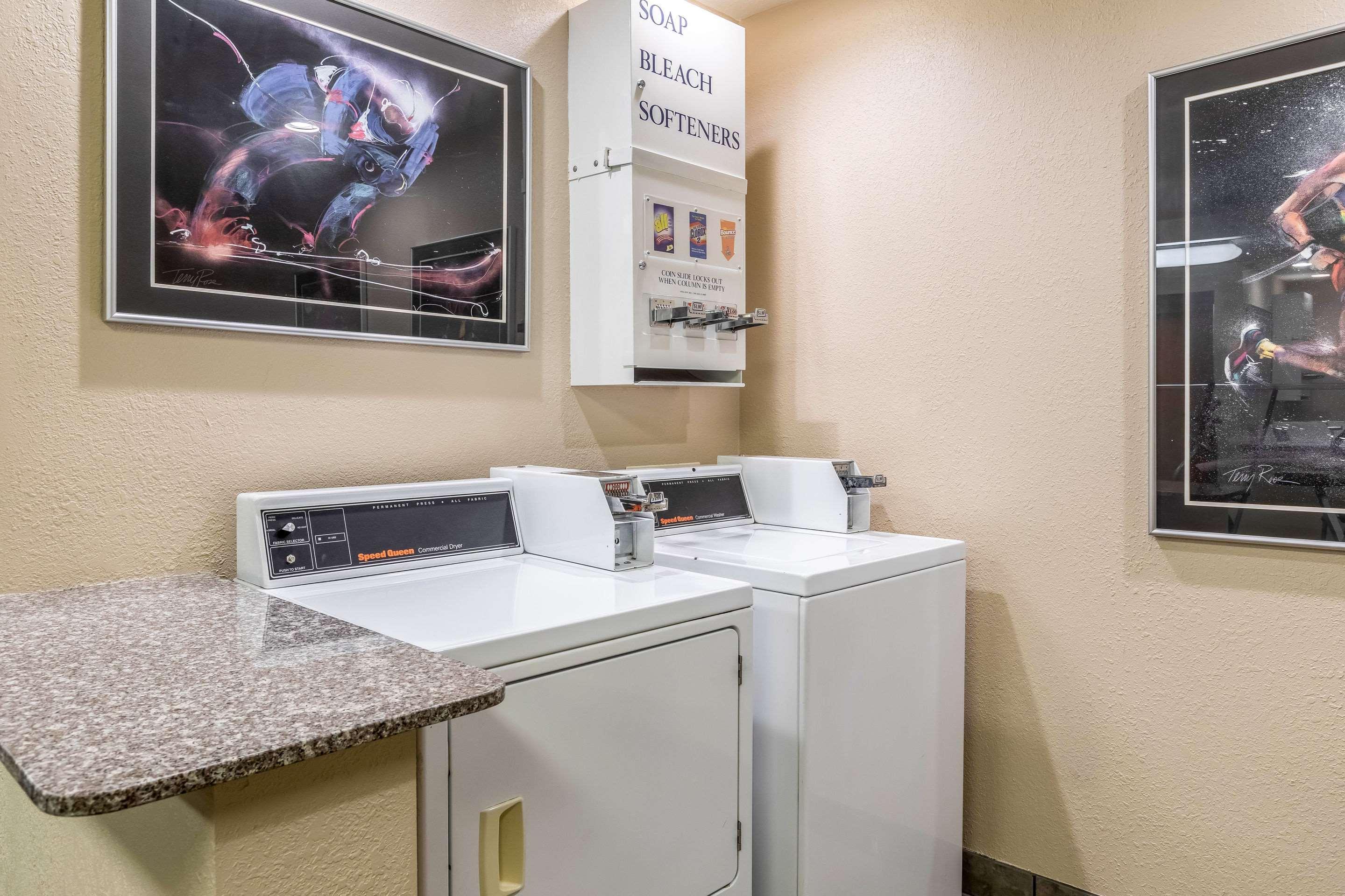 Quality Inn Wausau Bagian luar foto