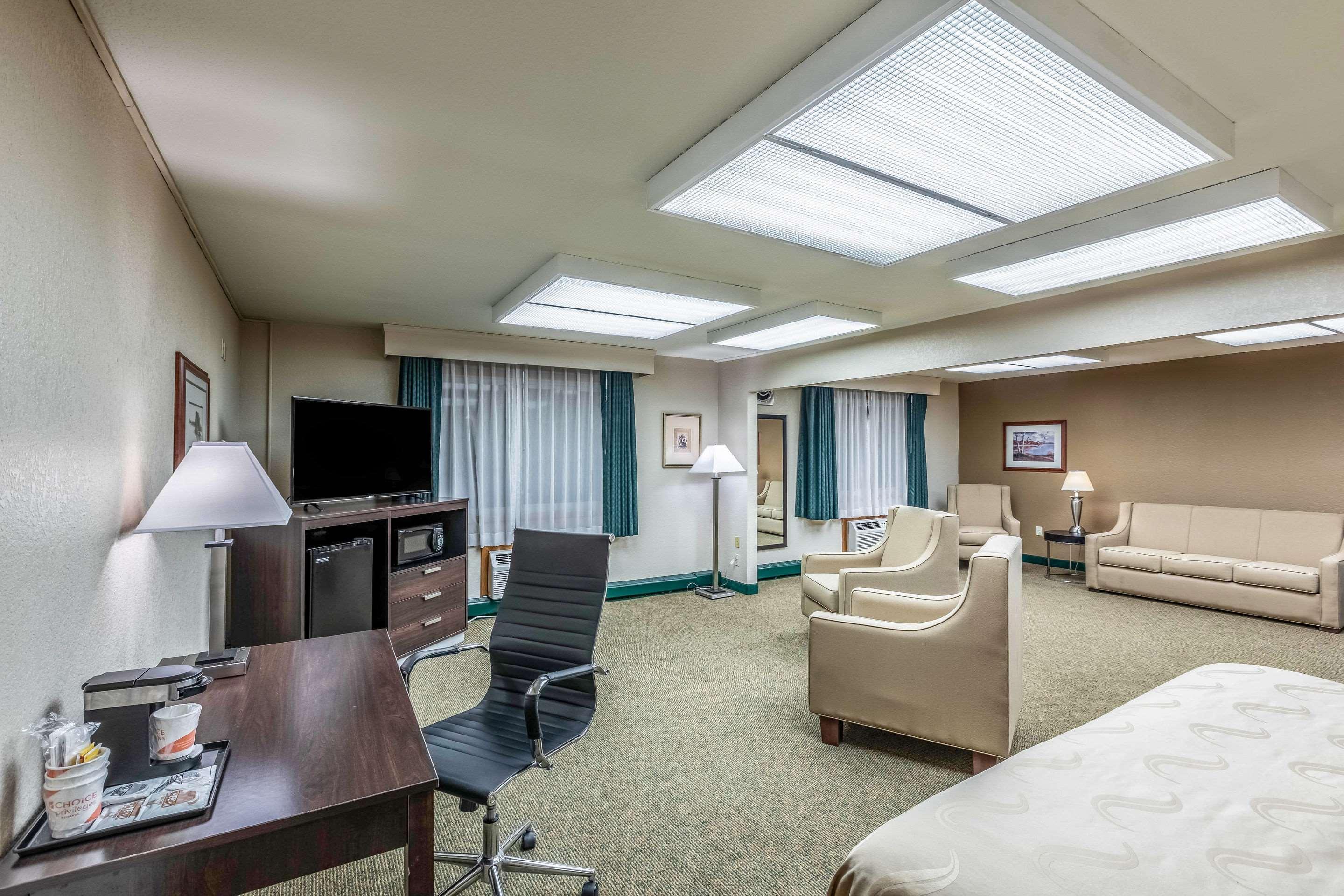 Quality Inn Wausau Bagian luar foto