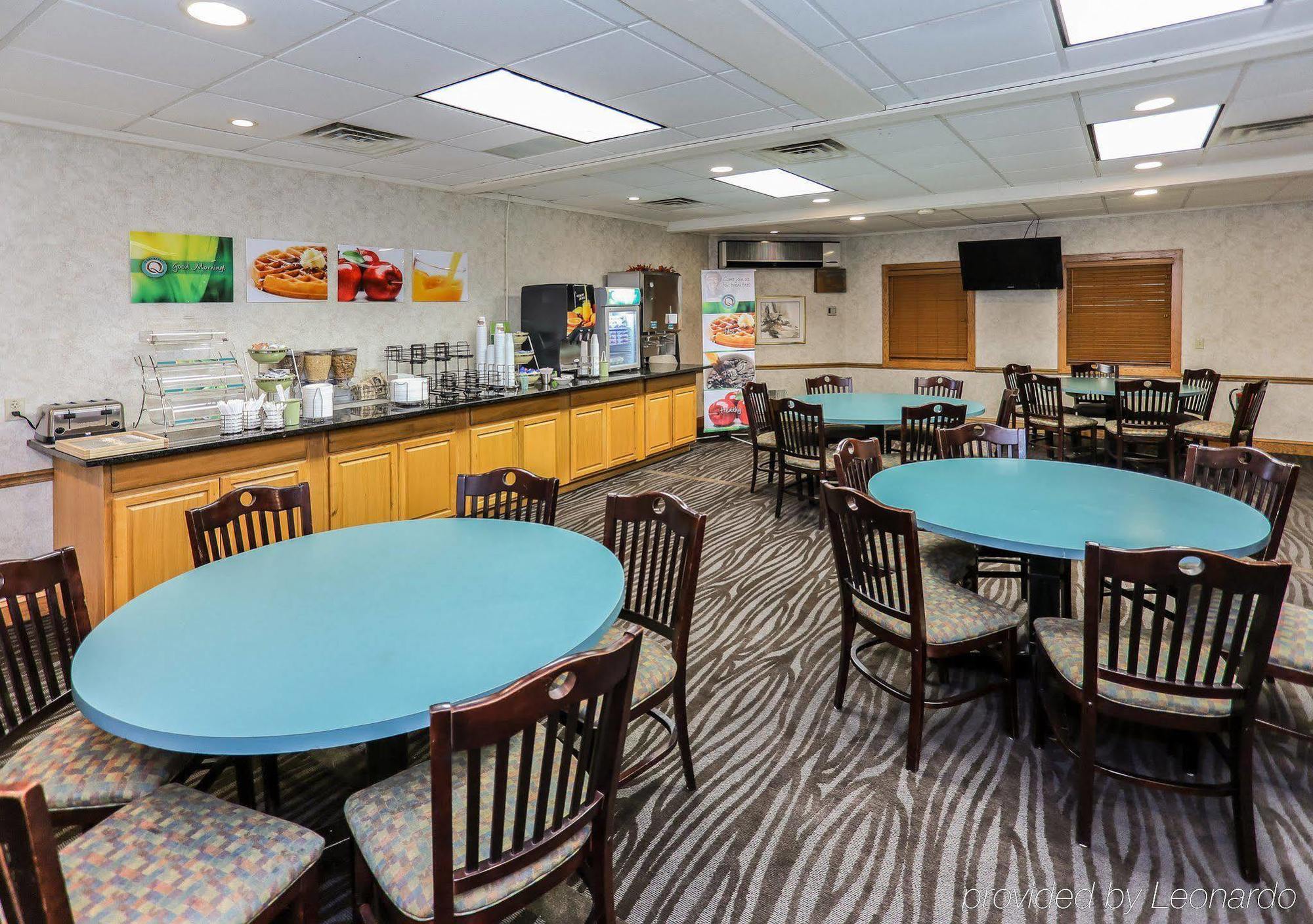 Quality Inn Wausau Bagian luar foto