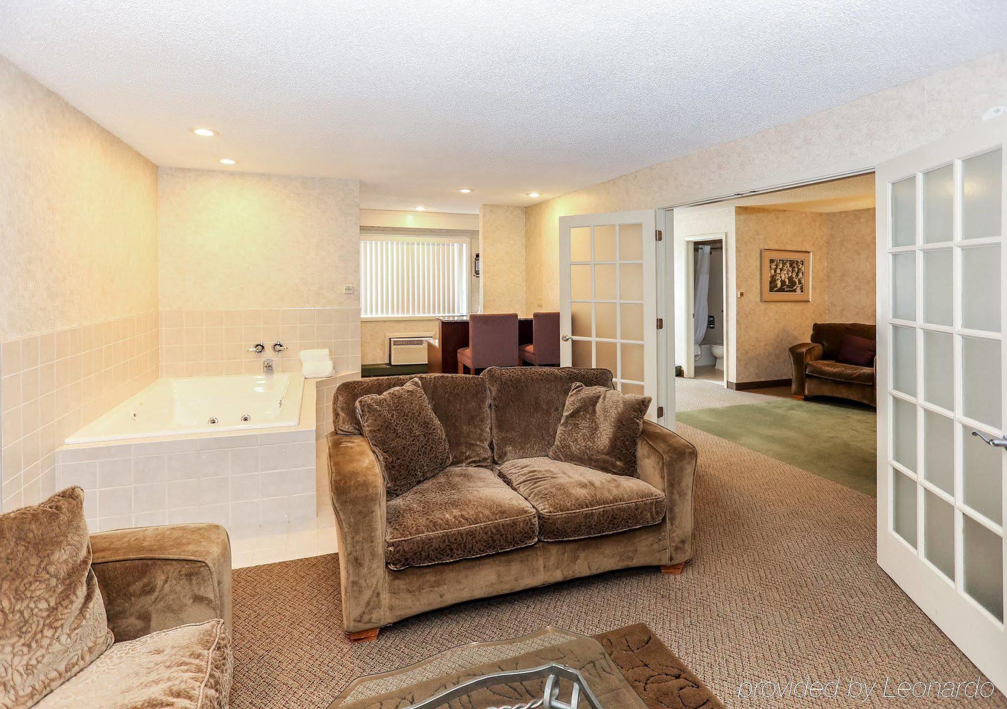 Quality Inn Wausau Bagian luar foto