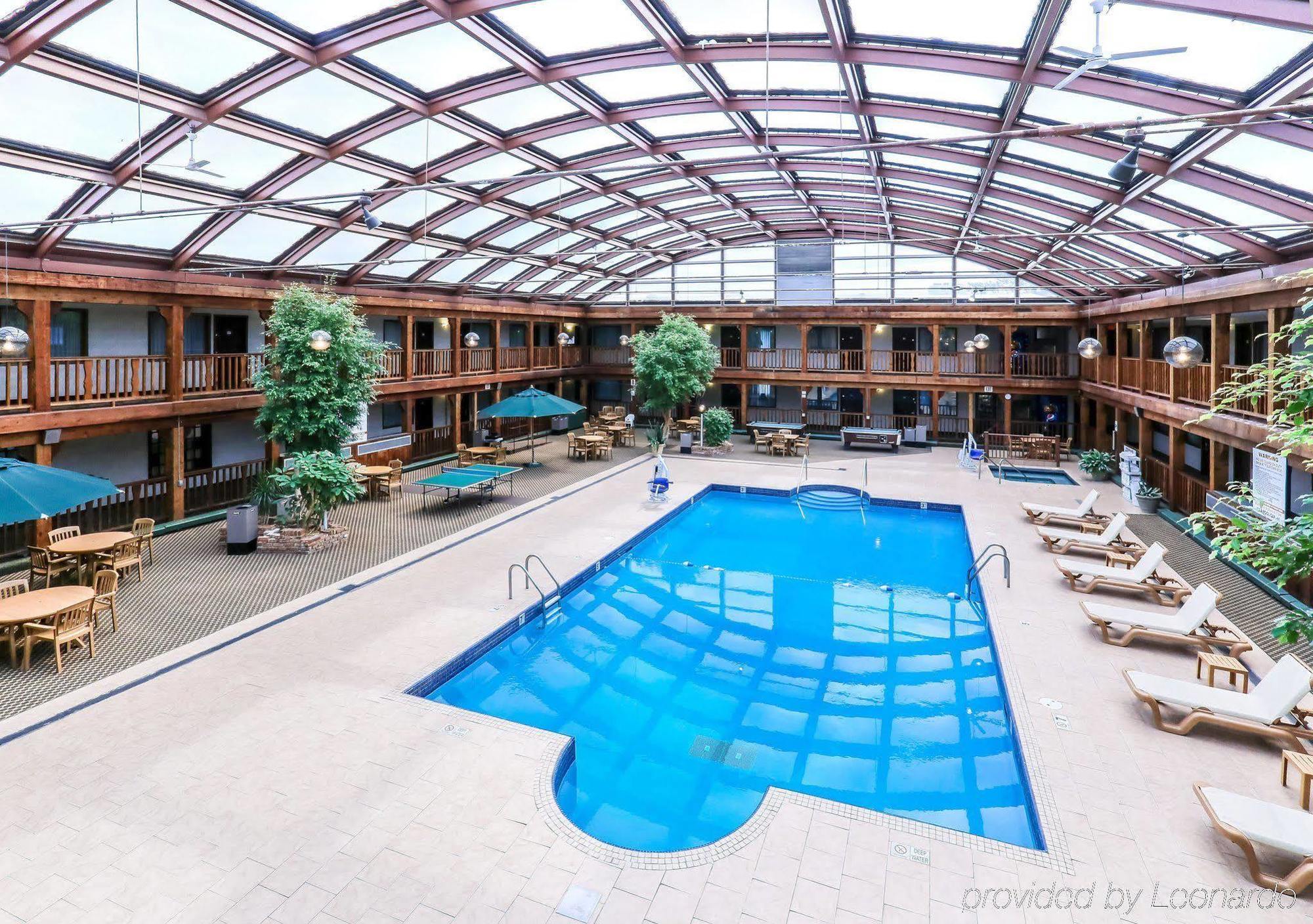 Quality Inn Wausau Bagian luar foto